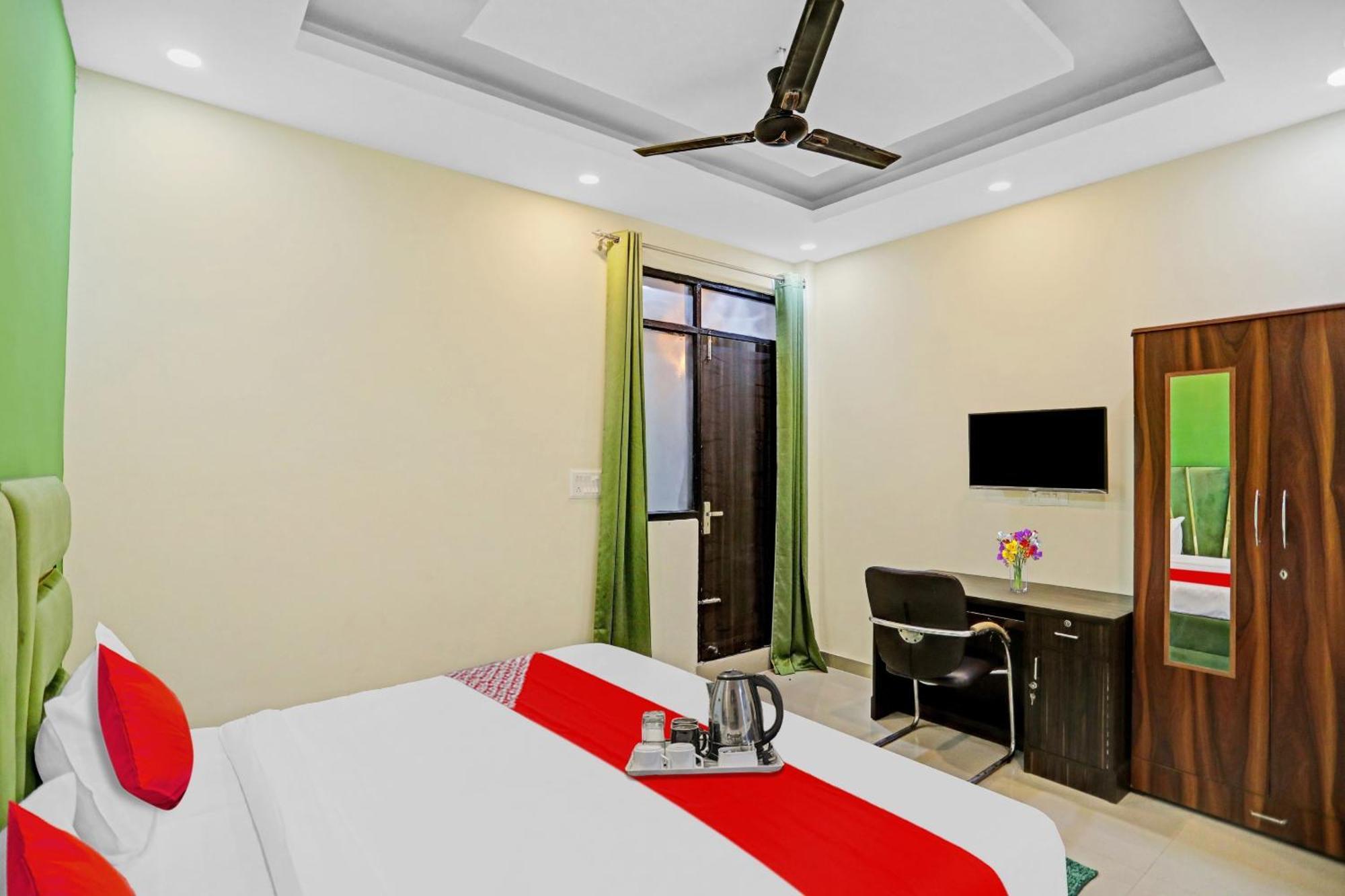 Hotel Flagship Grand Imperial Near Worlds Of Wonder Kālkāji Devi Exteriér fotografie